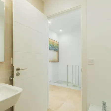 Будинок відпочинку Lujoso Con Jardin Privado A 300 Metros De La Playa *