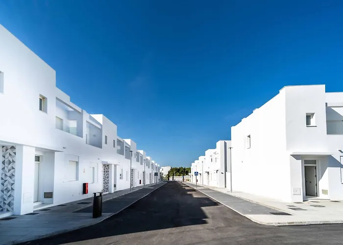 Lujoso Con Jardin Privado A 300 Metros De La Playa *