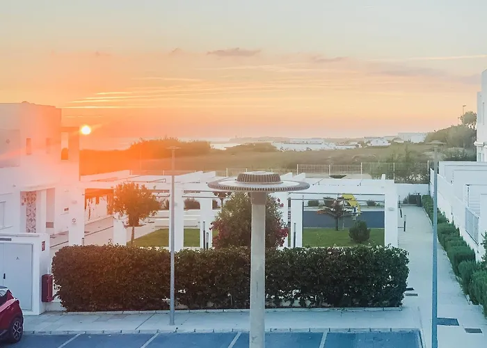 Lujoso Con Jardin Privado A 300 Metros De La Playa 펜션 콘일데라프론테라