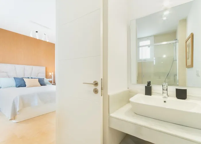 Lujoso Con Jardin Privado A 300 Metros De La Playa 펜션 콘일데라프론테라