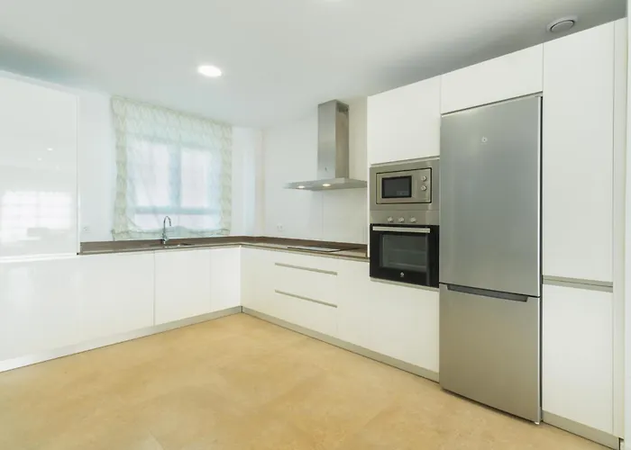 בית נופש Lujoso Con Jardin Privado A 300 Metros De La Playa קוניל דה לה פרונטרה