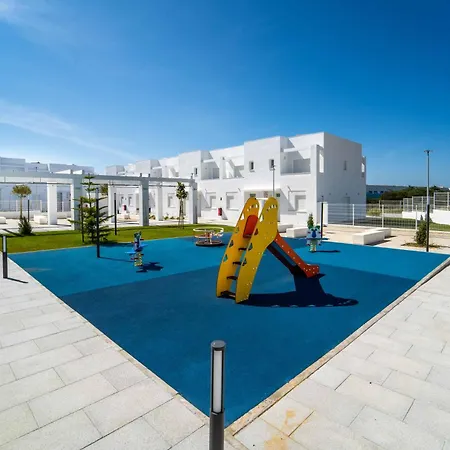 Будинок відпочинку Lujoso Con Jardin Privado A 300 Metros De La Playa Коніль-де-ла-Фронтера