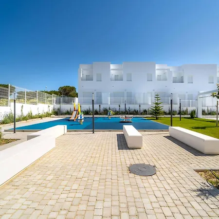 Lujoso Con Jardin Privado A 300 Metros De La Playa Tatil Evi Conil De La Frontera