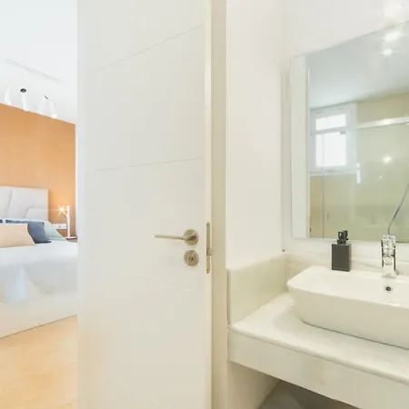 Lujoso Con Jardin Privado A 300 Metros De La Playa Tatil Evi Conil De La Frontera