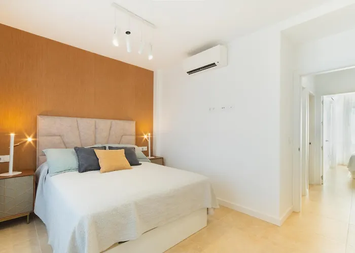 Lujoso Con Jardin Privado A 300 Metros De La Playa كونيل ذي لا فرونتيرا