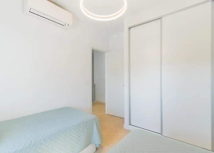 Lujoso Con Jardin Privado A 300 Metros De La Playa * كونيل ذي لا فرونتيرا