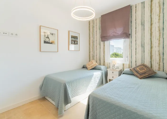 Lujoso Con Jardin Privado A 300 Metros De La Playa * كونيل ذي لا فرونتيرا