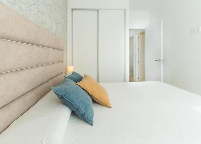 Lujoso Con Jardin Privado A 300 Metros De La Playa بيت للعطل